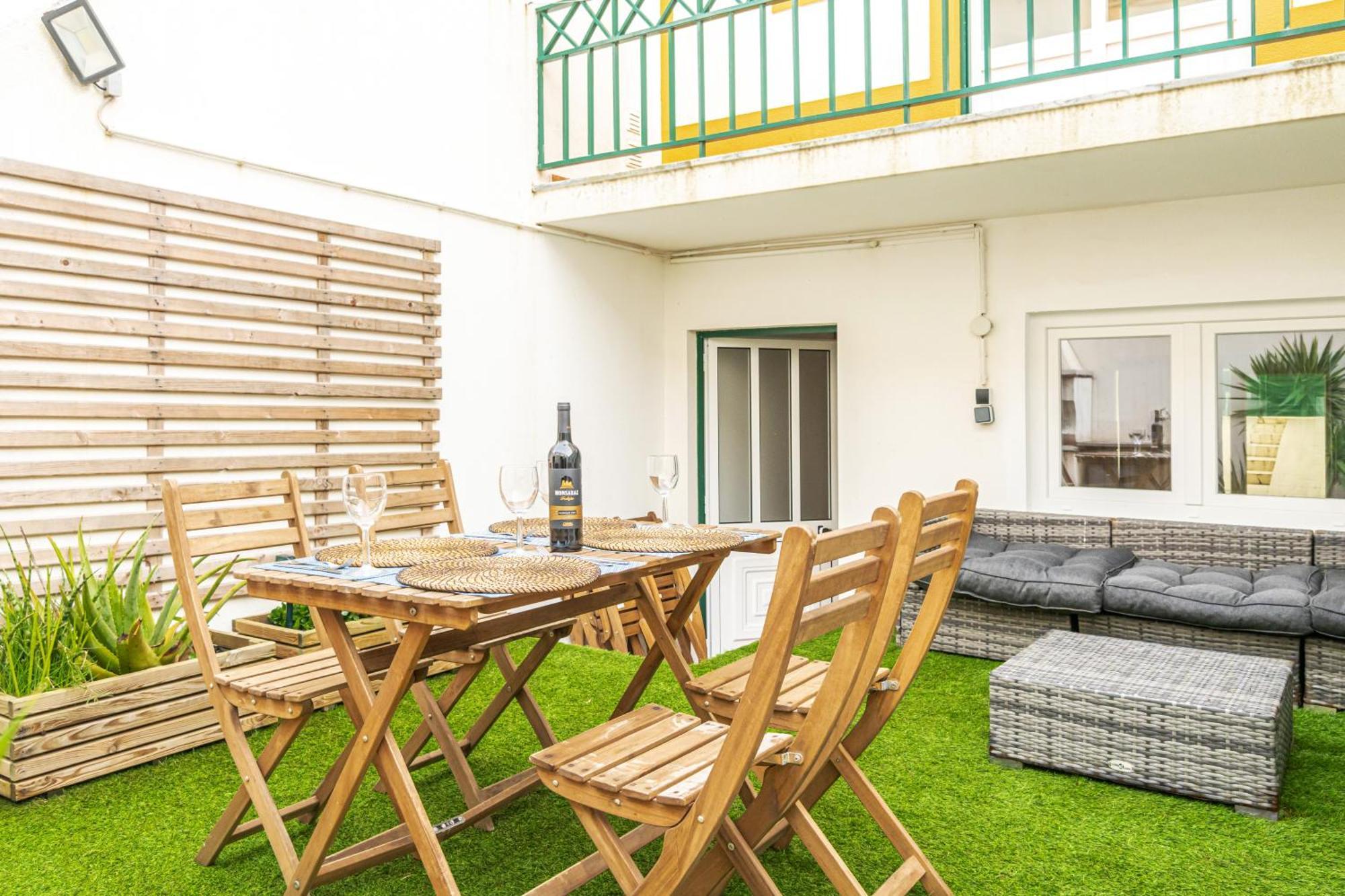 Baleal Happiness Surf House Villa Фехео Екстериор снимка